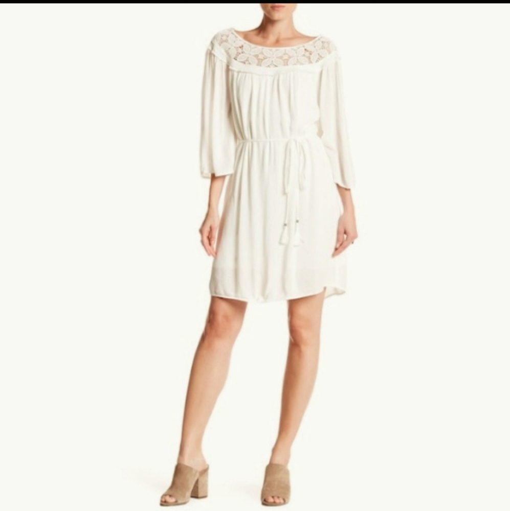 Cream Lace Neck Dress sz Large DR2 by Daniel Rainn